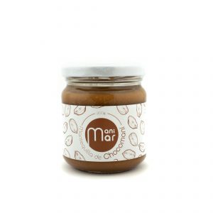 Chocomani es una irresistible combinación de maní tostado de alta calidad, ofreciendo el equilibrio perfecto entre lo crocante del maní y el chocolate